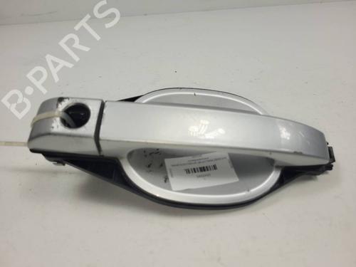 Used Front right exterior door handle Front right exterior door handle LAND ROVER RANGE ROVER III (L322) 3.0 D 4x4 (177 hp) 40176090 40176090