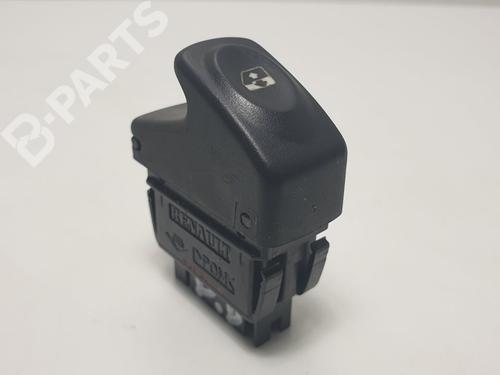 Used Right front window switch Right front window switch RENAULT CLIO II (BB_, CB_) 1.9 D (B/CB0E, BB0J) (64 hp) 9117037 9117037