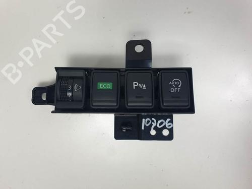 Used Switch Switch NISSAN X-TRAIL III (T32_, T32R, T32RR) 1.6 dCi (T32) (130 hp) 11272482 11272482