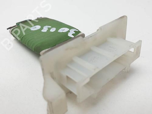Used Heater resistor Heater resistor VW GOLF PLUS V (5M1, 521) 1.6 TDI (105 hp) 24935309 24935309