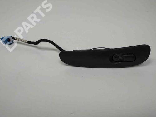 Used Right front window switch Right front window switch OPEL VECTRA B Hatchback (J96) 1.6 i 16V (F68) (101 hp) 8296407 8296407