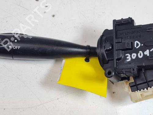 Used Headlight switch TOYOTA YARIS (_P1_) 1.0 (SCP10_, SCP10R) (68 hp) 29964813