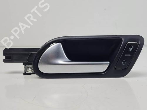 Used Front left interior door handle Front left interior door handle VW GOLF V (1K1) 2.0 TDI (170 hp) 28178251 28178251