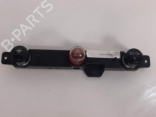 Used Warning switch Warning switch FIAT 500 (312_) 1.3 D Multijet (312AXB1A) (75 hp) 6846564 6846564
