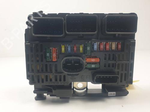 Used Fuse box Fuse box PEUGEOT 807 (EB_) 2.0 HDi (120 hp) 34712402 34712402