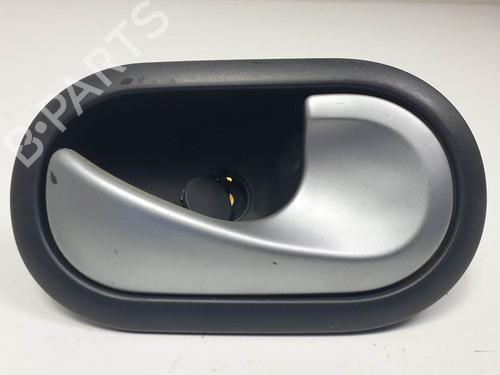 Used Front right interior door handle Front right interior door handle RENAULT CLIO III (BR0/1, CR0/1) 1.5 dCi (BR17, CR17) (86 hp) 11272527 11272527