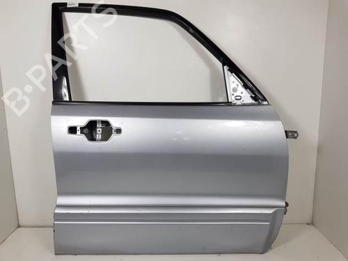 Used Right front door MITSUBISHI PAJERO III (V7_W, V6_W) 3.2 Di-D (V68W) (160 hp) 11052616