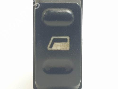 Used Left front window switch Left front window switch CITROËN XSARA Coupe (N0) 1.6 i (88 hp) 24990615 24990615