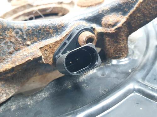 Left front steering knuckle VW GOLF VI (5K1) 1.6 TDI | BP26900019M25