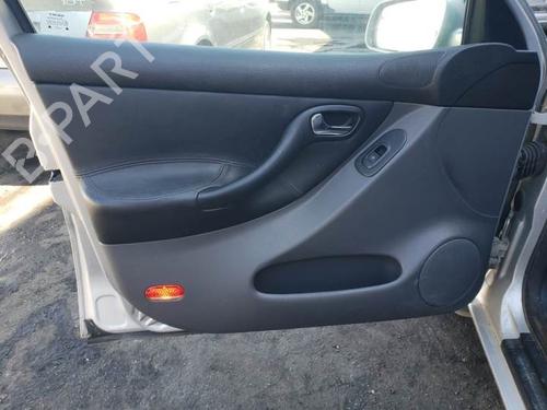 Nebelscheinwerfer links SEAT TOLEDO II (1M2) 2.3 V5 | BP15408888C30 