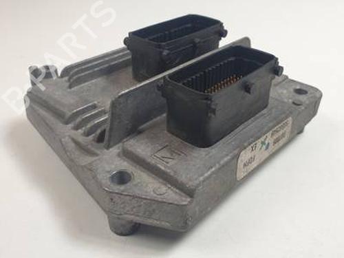 Calculateur moteur (ecu) OPEL ZAFIRA / ZAFIRA FAMILY B (A05) 1.6 (M75) (105 hp) 30885028