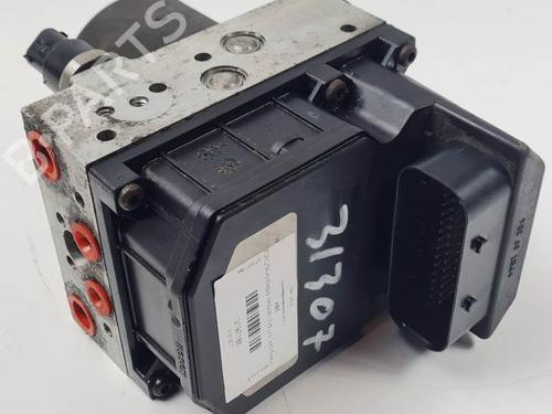 Used ABS pump TOYOTA AVENSIS Estate (_T25_) 2.0 D-4D (CDT250_, CDT250R) (116 hp) 28804138