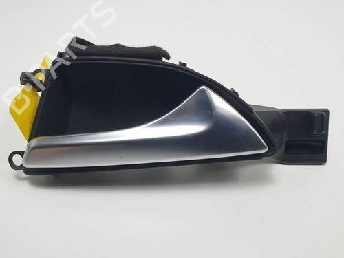 Used Rear right interior door handle Rear right interior door handle INFINITI Q30 2.2 D (170 hp) 18121164 18121164