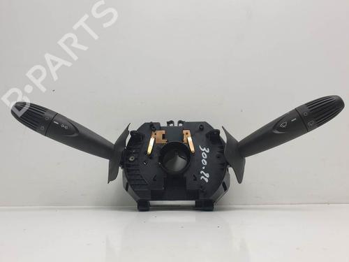 Used Headlight switch Headlight switch FIAT PUNTO Hatchback Van (188_) 1.2 60 (60 hp) 18654067 18654067