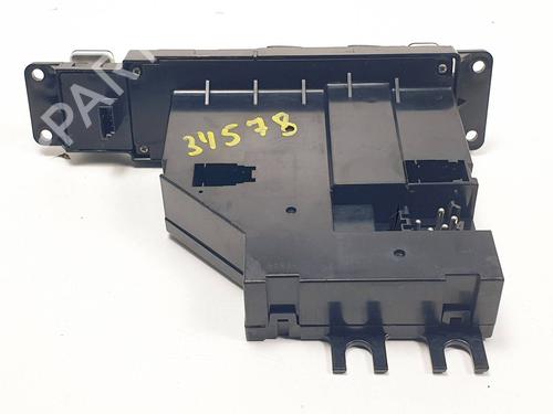Left front window switch LAND ROVER RANGE ROVER III (L322) 3.6 D 4x4 | BP39004849I27 - Image 2
