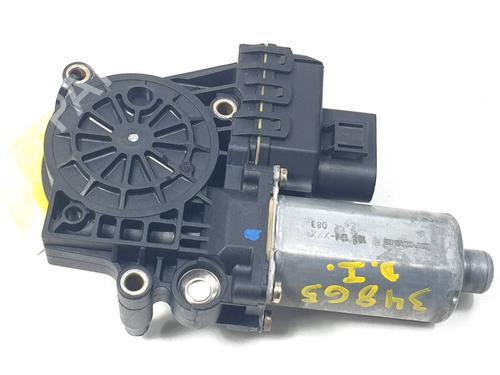 left-front-window-motor-audi-a4-b5-8d2-1994-1995-1996-1997-1998-1999-2000-2001-39745696 main image