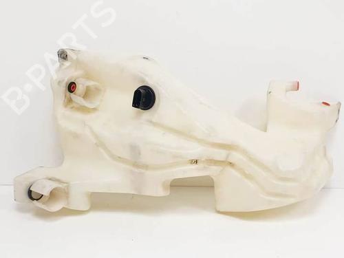 Used Windscreen washer tank Windscreen washer tank 18311057 18311057