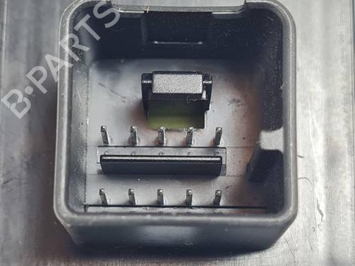 Interrupteur de vitre avant gauche VW TOURAN (1T1, 1T2) 1.9 TDI | BP29696712I27