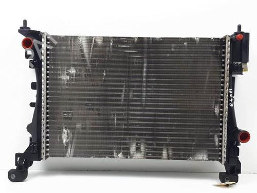 Used Water radiator Water radiator FIAT GRANDE PUNTO (199_) 1.4 (199AXB11, 199AXB1A, 199BXB1A, 199AXL1A) (77 hp) 15550228 15550228