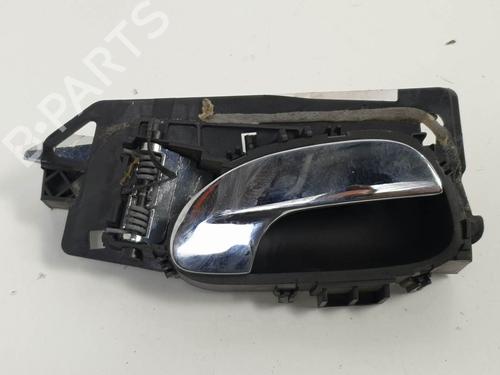 Used Front right interior door handle Front right interior door handle PEUGEOT 307 Break (3E) 2.0 HDI 110 (107 hp) 6853833 6853833