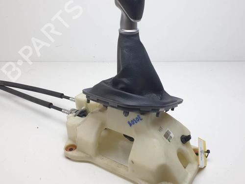 Used Gear lever Gear lever HYUNDAI TUCSON (TL, TLE) 1.7 CRDi (116 hp) 26537064 26537064