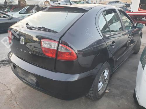 Left front fog light SEAT LEON (1M1) 1.9 TDI | BP24633105C30  - Image 26