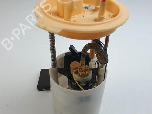 Used Fuel pump VW GOLF VI (5K1) 1.6 TDI (105 hp) 24499515