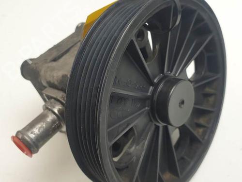 Used Steering pump VOLVO XC90 I (275) D5 AWD (185 hp) 24990462