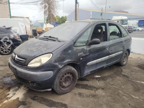 Right headlight CITROËN XSARA PICASSO (N68) 1.8 16V | BP28061075C29 