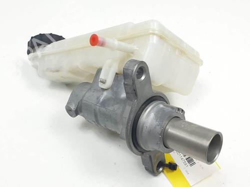 Used Brake master cylinder Brake master cylinder FORD FOCUS III 1.0 EcoBoost (100 hp) 19320789 19320789