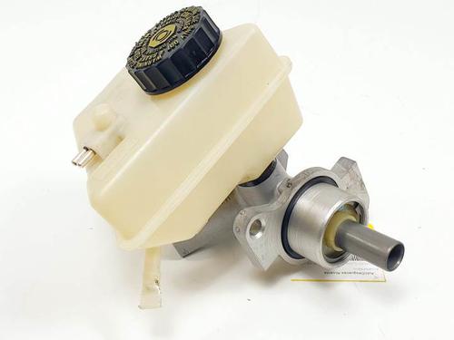 Used Brake master cylinder MERCEDES-BENZ SLK (R170) 230 Kompressor (170.447) (193 hp) 20700880