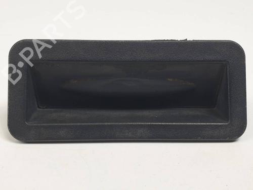 Used Tailgate handle Tailgate handle 38284316 38284316