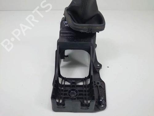 Gear lever RENAULT MEGANE III Hatchback (BZ0/1_, B3_) 1.5 dCi | BP8179253M90 