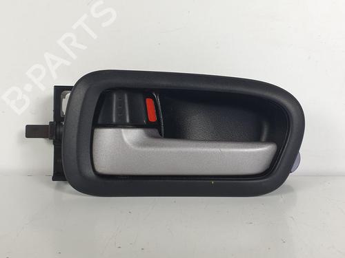 Venstre bak invendig håndtak SUZUKI GRAND VITARA II (JT, TE, TD) 1.9 DDiS All-wheel Drive (JT419, TD44, JB419WD, JB419XD,... (129 hp) 12381152