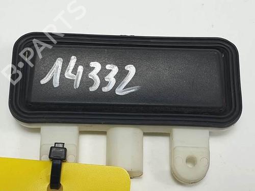 tailgate-handle-infiniti-q30-22-d-2218702410-2015-18121168 main image