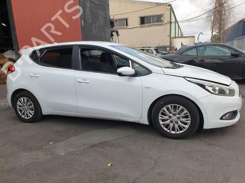 Left front window switch KIA CEE'D (JD) 1.4 CRDi 90 | BP29538647I27  - Image 24