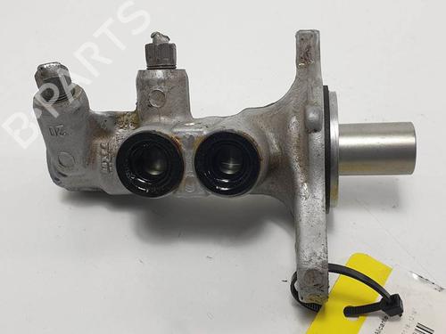 Used Brake master cylinder Brake master cylinder DACIA SANDERO II 1.0 SCe 75 (B8JC, B8JD, B8NC) (73 hp) 12367079 12367079
