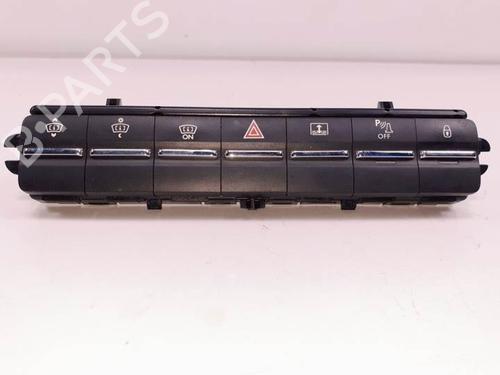 Used Warning switch PEUGEOT 5008 (0U_, 0E_) 1.6 HDi (112 hp) 15370451