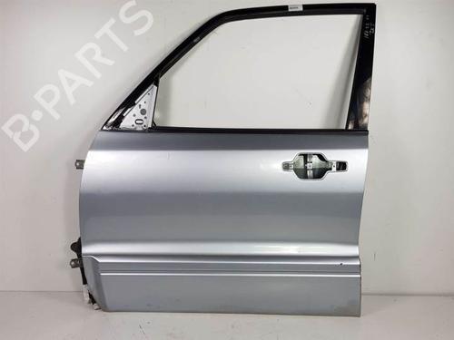 Used Left front door MITSUBISHI PAJERO III (V7_W, V6_W) 3.2 Di-D (V68W) (160 hp) 9752448
