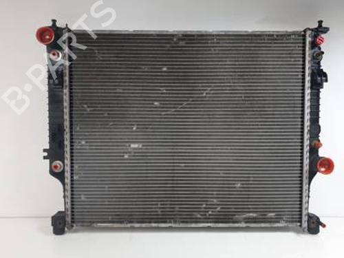 Used Water radiator MERCEDES-BENZ M-CLASS (W164) ML 320 CDI 4-matic (164.122) (224 hp) 30450542