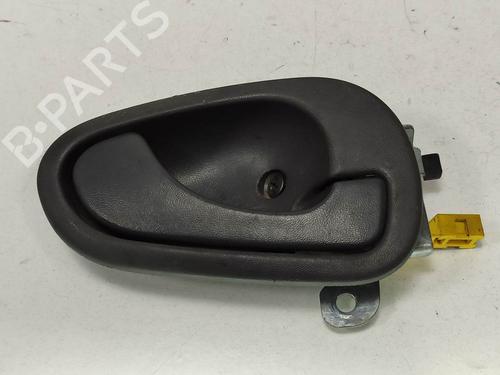 Used Front right interior door handle Front right interior door handle MITSUBISHI SPACE STAR MPV (DG_A) 1.9 DI-D (DG4A) (102 hp) 8802849 8802849