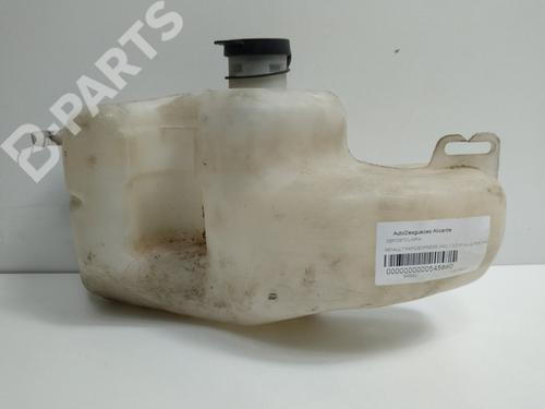 Used Windscreen washer tank Windscreen washer tank RENAULT RAPID Box Body/MPV (F40_, G40_) [1985-2001] 9187298 9187298