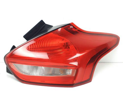 right-taillight-ford-focus-iii-2010-2011-2012-2013-2014-2015-2016-2017-2018-2019-2020-27885424 main image