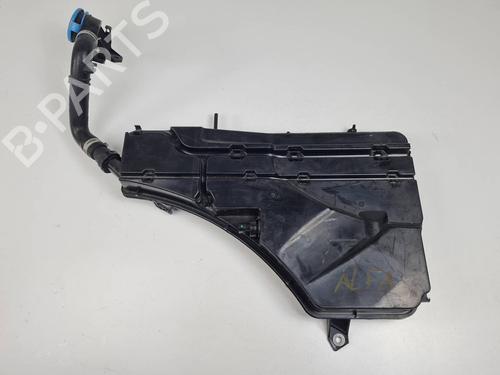 Used Windscreen washer tank Windscreen washer tank ALFA ROMEO STELVIO (949_) 2.2 D Q4 (949.AXB2A) (209 hp) 40175726 40175726