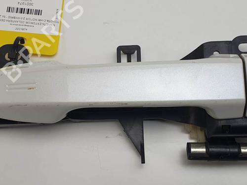 front-right-exterior-door-handle-toyota-c-hr-_x1_-2016-24350444 main image