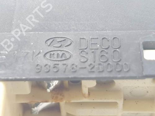 Right rear window switch KIA CERATO I Hatchback (LD) 1.6 CRDi | BP24930585I28 