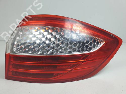 right-taillight-ford-mondeo-iv-turnier-ba7-2007-2008-2009-2010-2011-2012-2013-2014-2015-31240691 main image