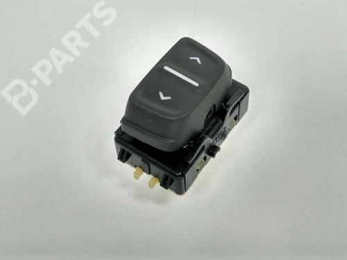 Used Right front window switch Right front window switch DACIA SANDERO 1.2 16V (75 hp) 7849712 7849712