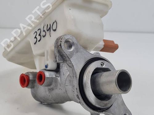 Used Brake master cylinder Brake master cylinder 37484335 37484335