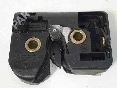 Used Tailgate lock SEAT IBIZA II (6K1) 1.4 i (60 hp) 6849106